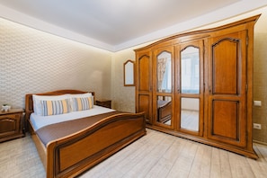 Apartment, 2 Bedrooms, Smoking, Terrace