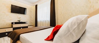 Visit Romania By Brasov BnB 2 Parking, Internet