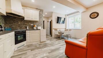 Departamento, 2 habitaciones, para fumadores, Terraza | Cocina privada