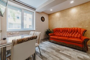 Apartment, 2 Bedrooms, Smoking, Terrace | Interior