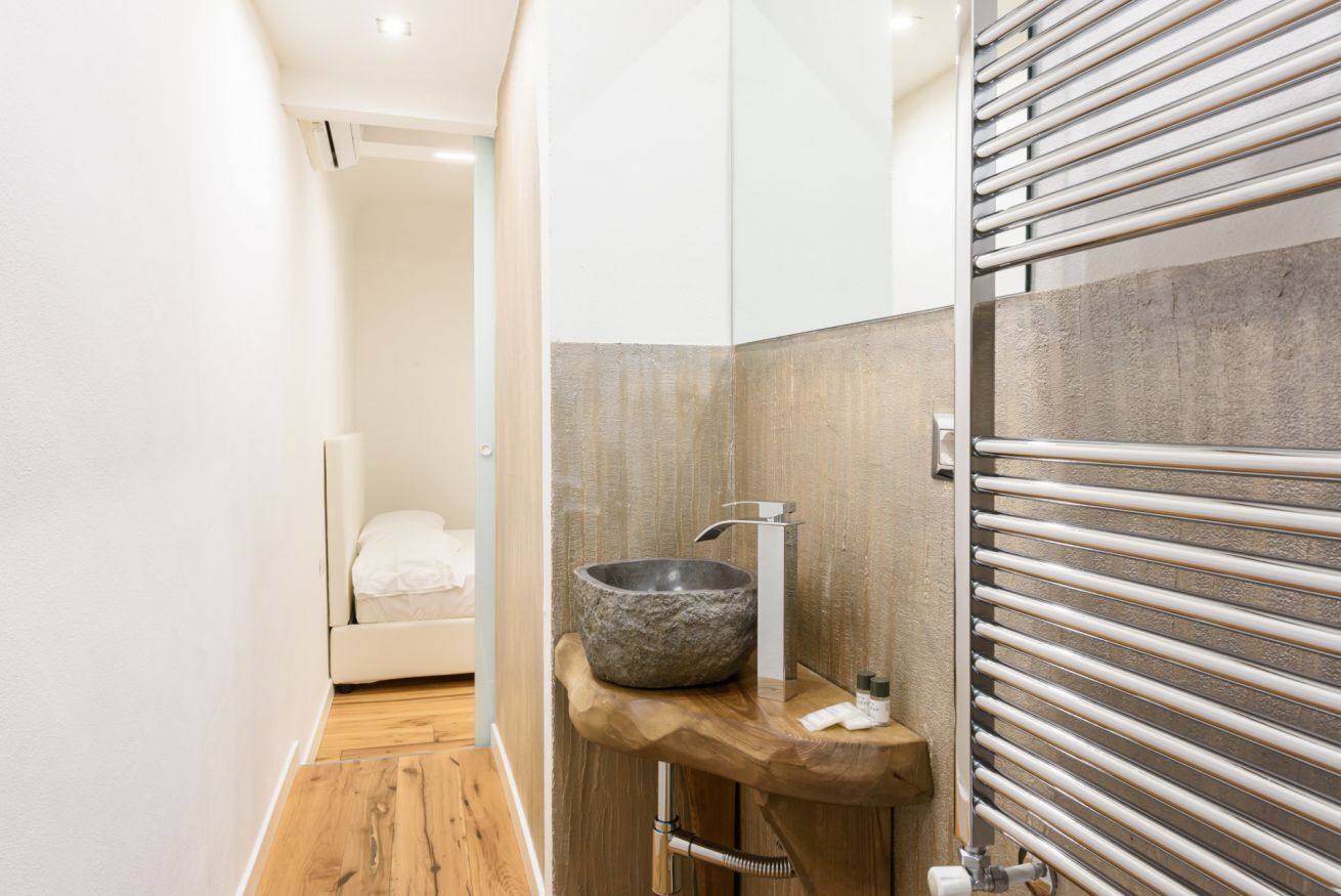 Dusche, Haartrockner, Bidet, Handtücher
