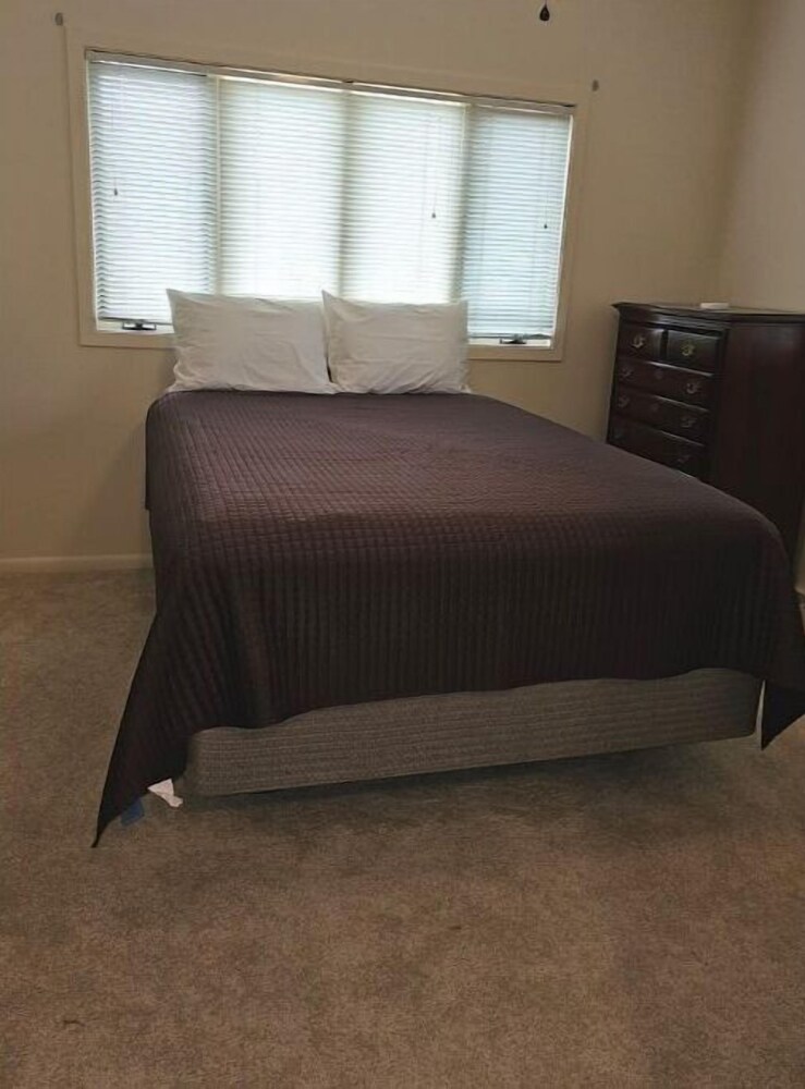 Cozy house in northwest Oshkosh Oshkosh Vrbo