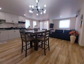 Dining - Buccoo in 3D 2 bdrm condo w pool view (Tobago)