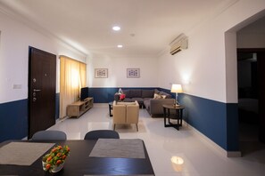 Egyptian cotton sheets, premium bedding, down duvets, pillow-top beds