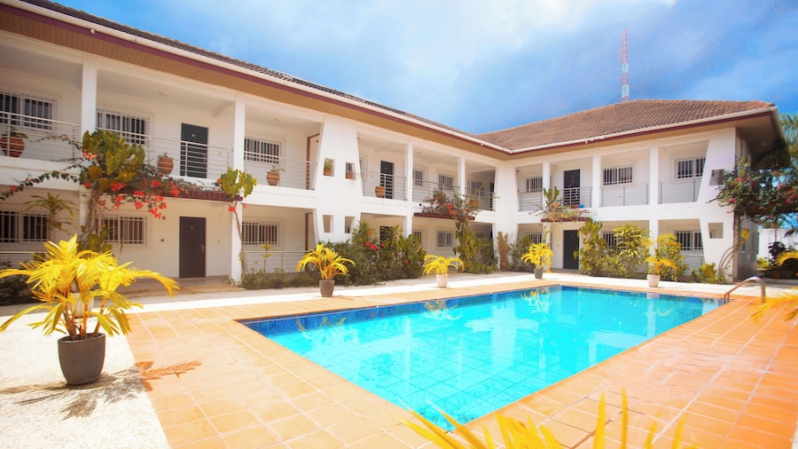 BRAGHA APARTMENTS