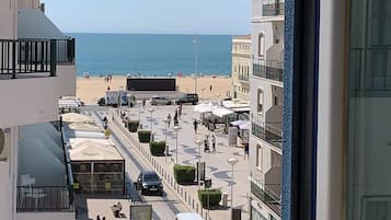 Standard Double or Twin Room, 1 Bedroom | Premium bedding, down comforters, minibar, in-room safe