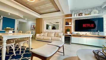 Apartment, 2 Bedrooms, Accessible, Smoking | Room amenity