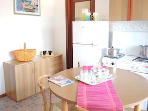 Appartement, 1 chambre, balcon, vue sur la ville | Intérieur