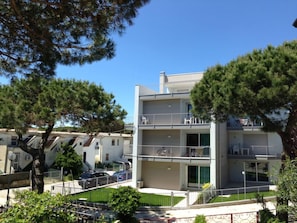 Property entrance - Elegant Apartment Near the Beach (Rosolina)