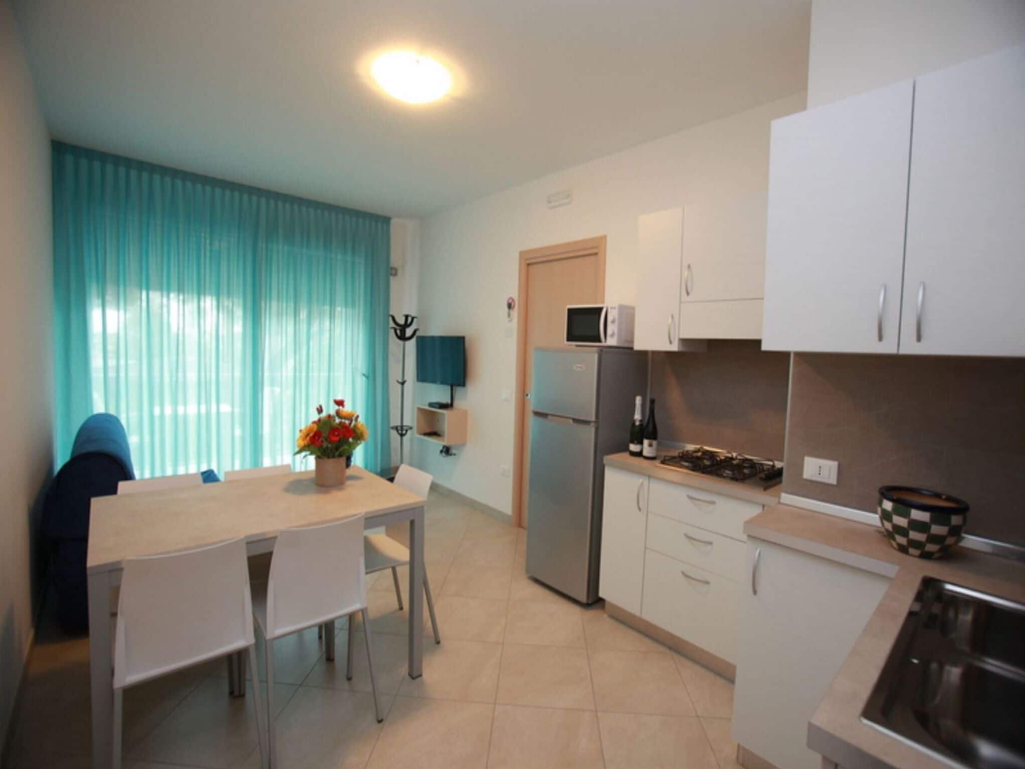 Apartemen, 2 kamar tidur, balkon | Ruang makan
