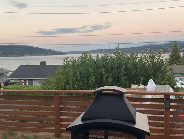 المنطقة المحيطة بالمنشأة