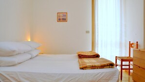 2 bedrooms - Adorable Flat for 5 Guests in a Great Location (San Michele al Tagliamento)