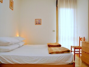 Apartment, 1 Schlafzimmer, Balkon | 2 Schlafzimmer