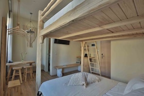 Apartamento, vista para a cidade | Área de estar