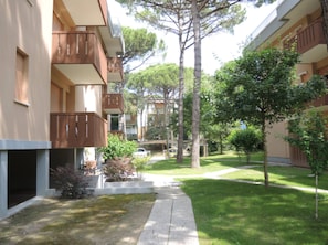 Exterior - Comfy Flat in a Green Area (San Michele al Tagliamento)