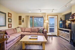 TV, fireplace, table football, ping pong