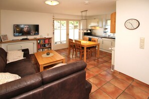 Fernseher, Stereoanlage