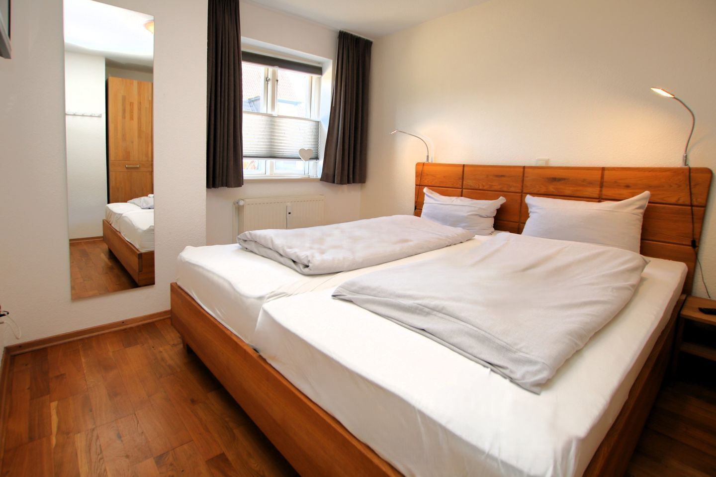 2 slaapkamers, een strijkplank/strijkijzer, wifi