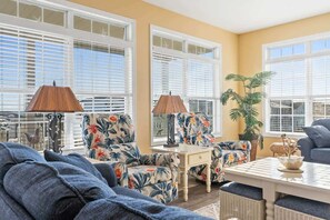 TV - Endorfinn by Brunswick Vacation Rentals: w/ Pool (Ocean Isle Beach)