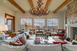 TV, fireplace - Antler Trail Lodge - Luxury Awaits, Views, 4 King Suites, Firepit, Hot Tub (Boone)