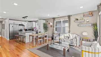 Téléviseur connecté, foyer, imprimante