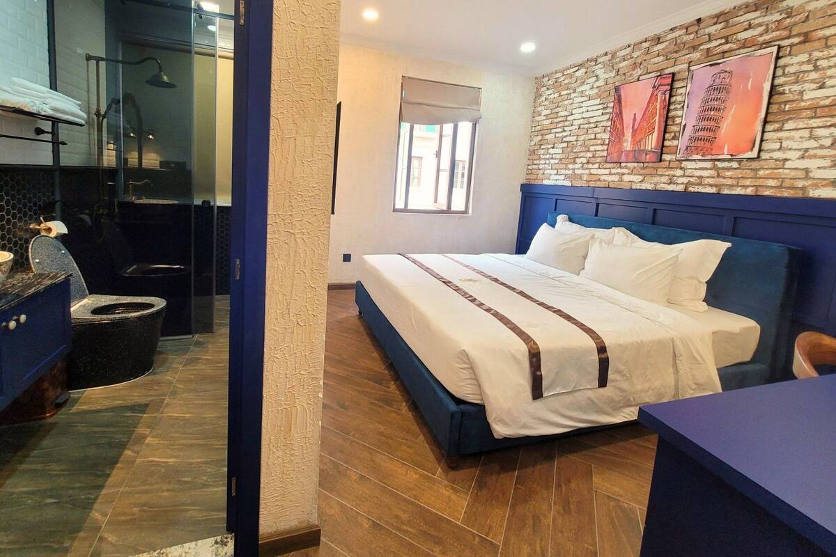 Junior Room