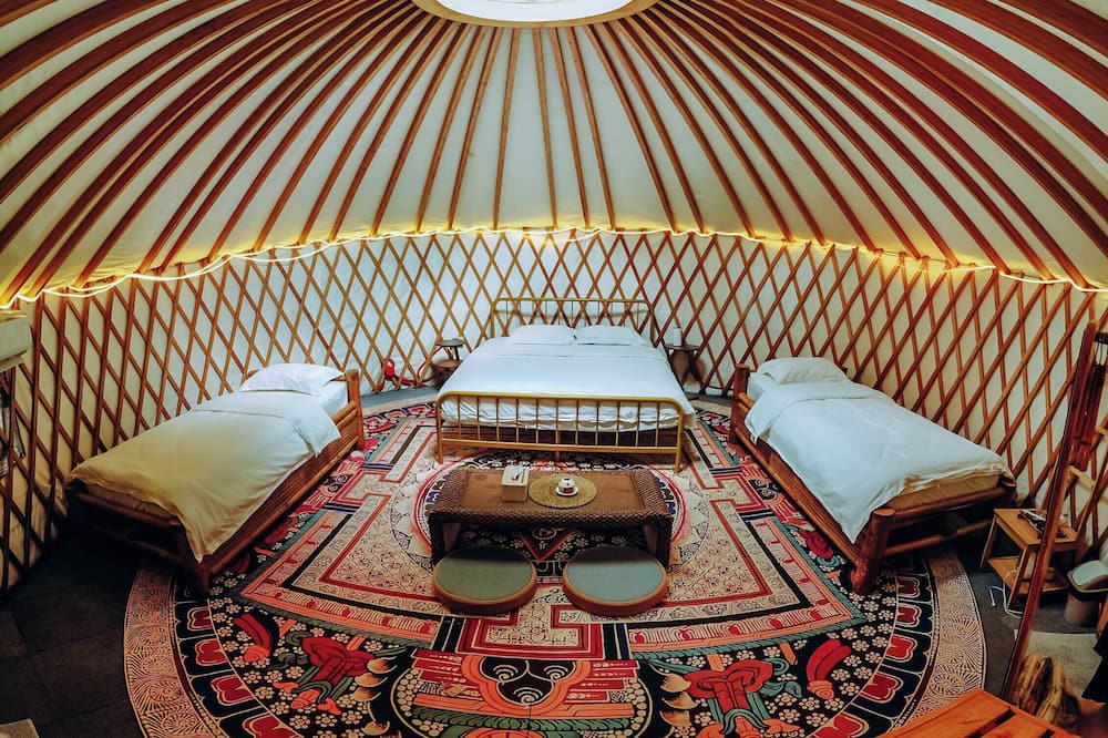 Nomad Yurts