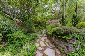 Jardines del alojamiento