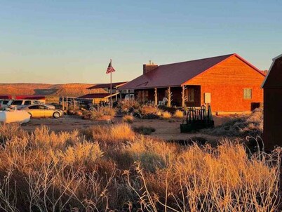 LV Bar Ranch Cabin#1
Marty Robbins Theme