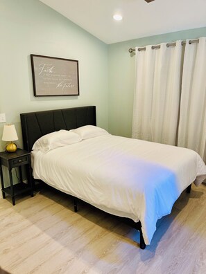 2 bedrooms, in-room safe, iron/ironing board, free WiFi