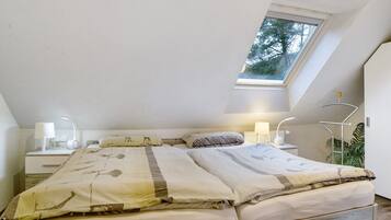 2 chambres, fer et planche Ă repasser, Wi-Fi gratuit, draps fournis