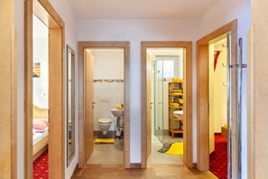 2 habitaciones, wifi gratis y ropa de cama 