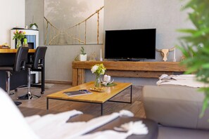 Interior - Apartment '-1-die Eins, 70qm, Terrasse' with Private Terrace, Shared Garden and Wi-Fi (Rosenfeld)