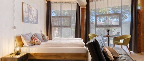 1 室のベッドルーム、アイロン / アイロン台、WiFi (無料)、ベッドシーツ