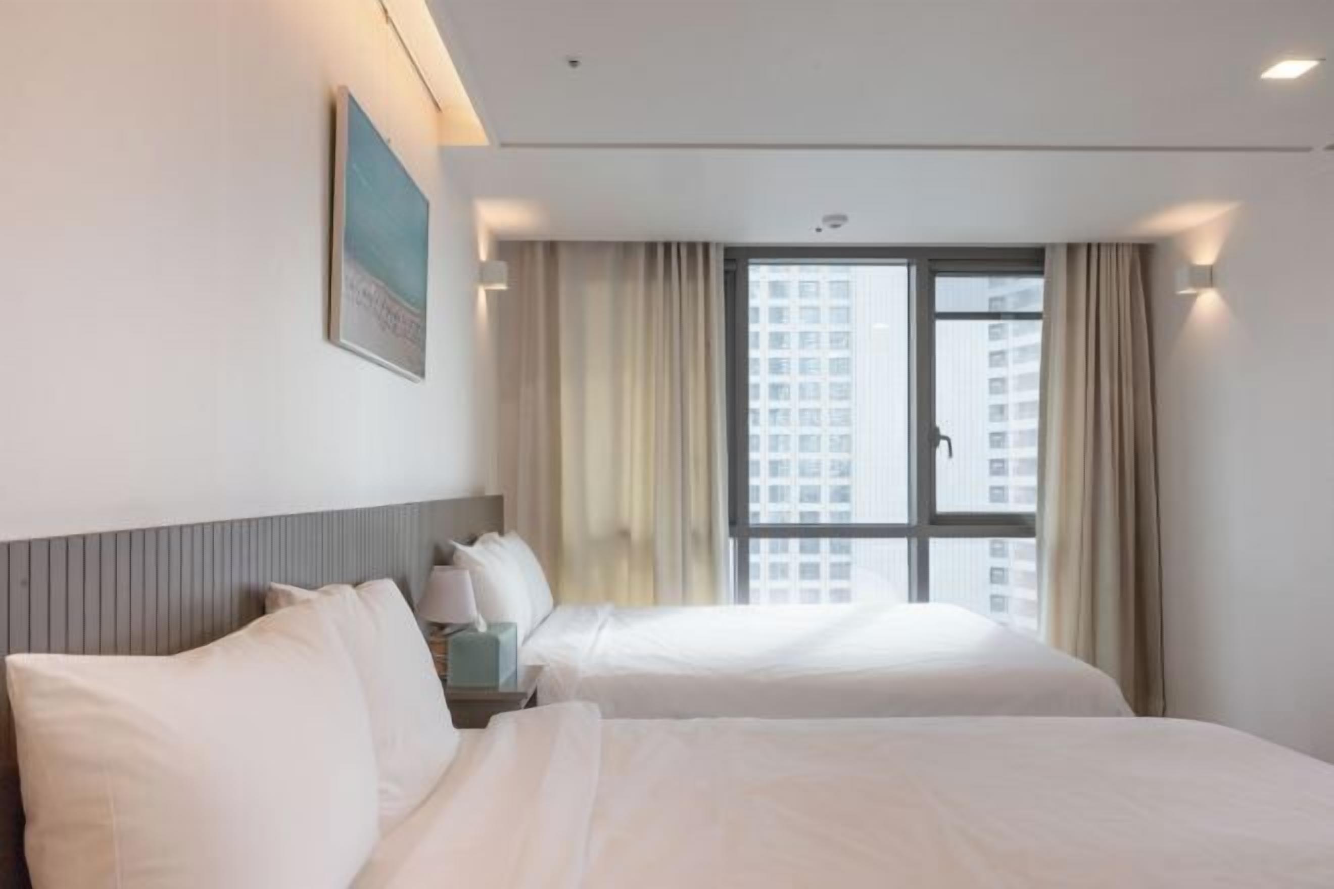 Individually decorated, individually furnished, soundproofing, free WiFi