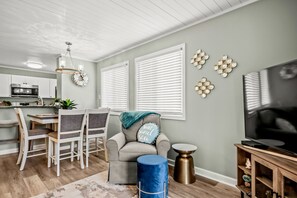 TV, DVD player - Condo across the street from the beach with pool, spa, & private balcony (North Myrtle Beach)