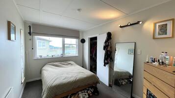 1 bedroom, desk, free WiFi