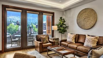 Smart-TV, peis, videospill og stereoanlegg