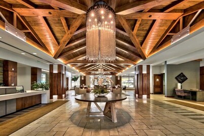 Gondola @Heavenly, 6 Beds, Pool+Hot Tub, Game Room