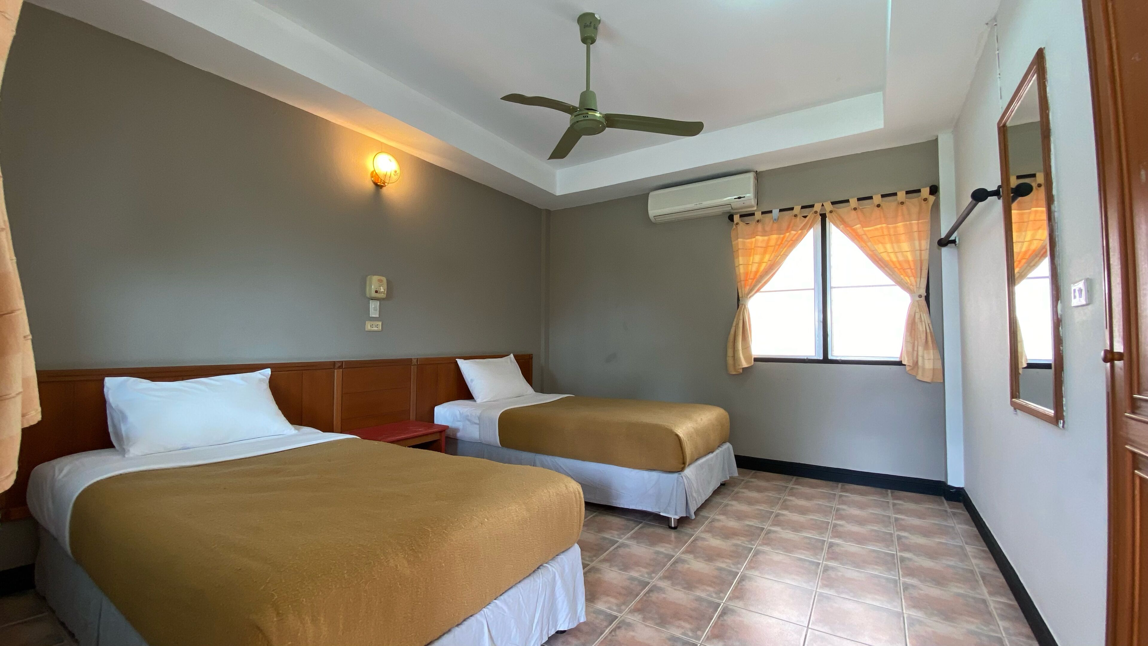 基础客房, 1 间卧室, 无烟房, 阳台 | 5 多间卧室、遮光窗帘