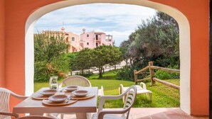 Outdoor dining - Charming Small Villa Bella villetta no2020 (Stintino)
