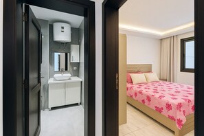 Room - Beachfront Chalet in Porto Said with (Port Said Governorate)