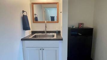 Baignoire, serviettes fournies