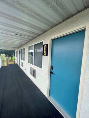 Property grounds - Stand Rock Studios in Wisconsin Dells! (Wisconsin Dells)