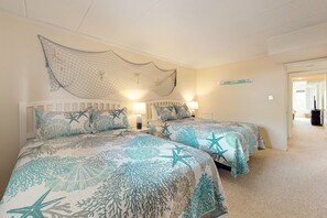 2 habitaciones, tabla de planchar con plancha, internet y ropa de cama