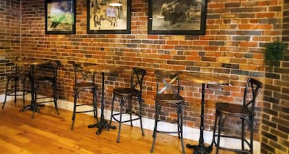 Royal Hotel Guyra