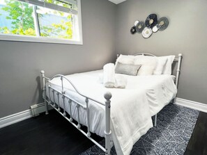 2 Schlafzimmer, Schreibtisch, WLAN, Bettwäsche