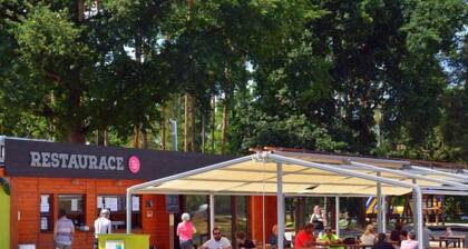 Kemp StĆĂbrnĂœ rybnĂk by Interhome