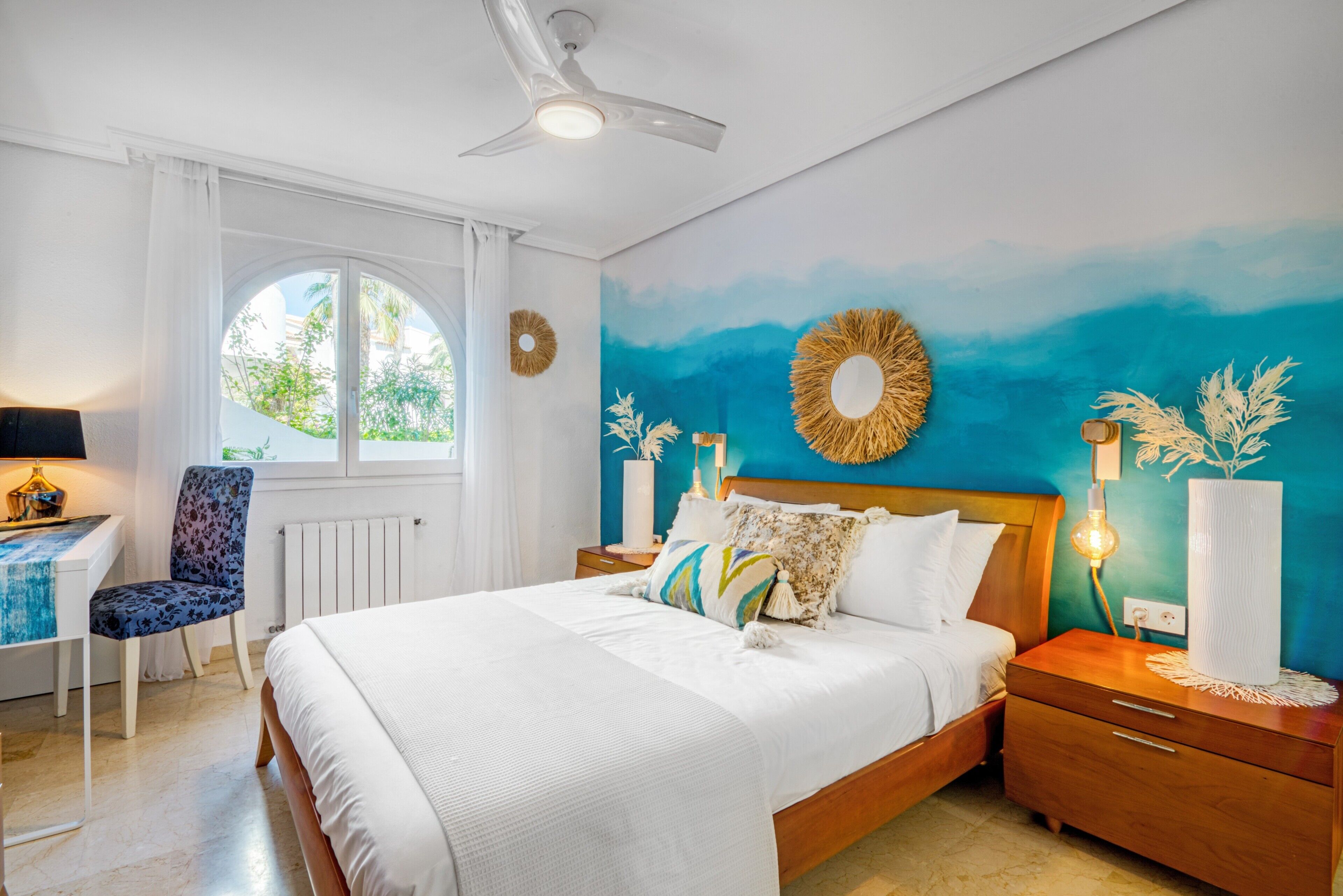 2 chambres, fer et planche à repasser, Wi-Fi gratuit, draps fournis