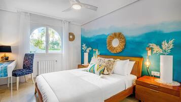 2 chambres, fer et planche à repasser, Wi-Fi gratuit, draps fournis